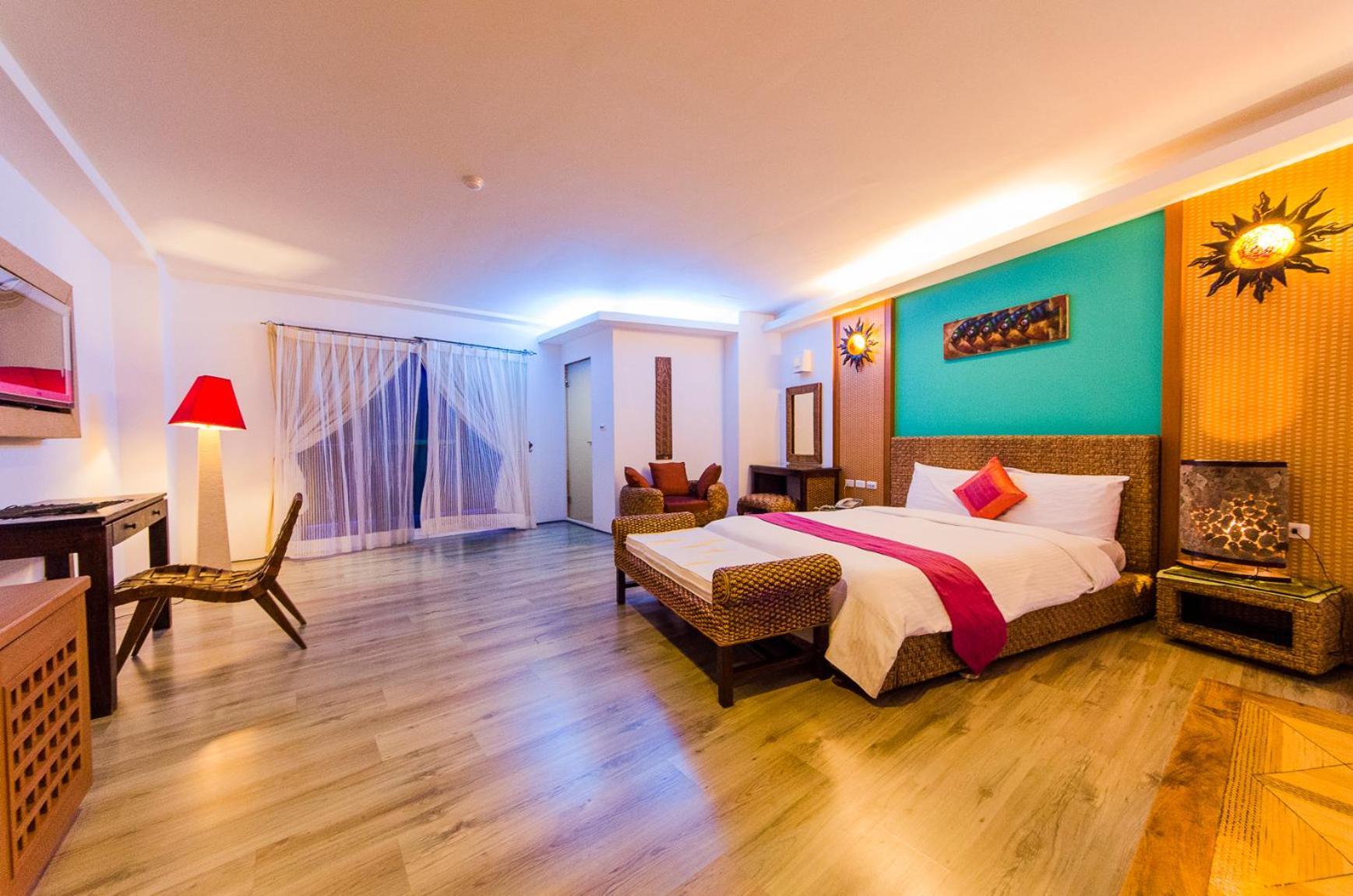 Seasons Bali Fashion Inn Kenting Extérieur photo