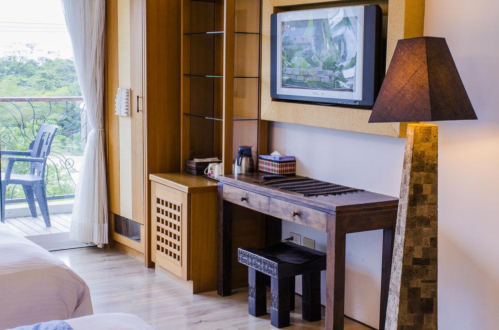 Seasons Bali Fashion Inn Kenting Extérieur photo